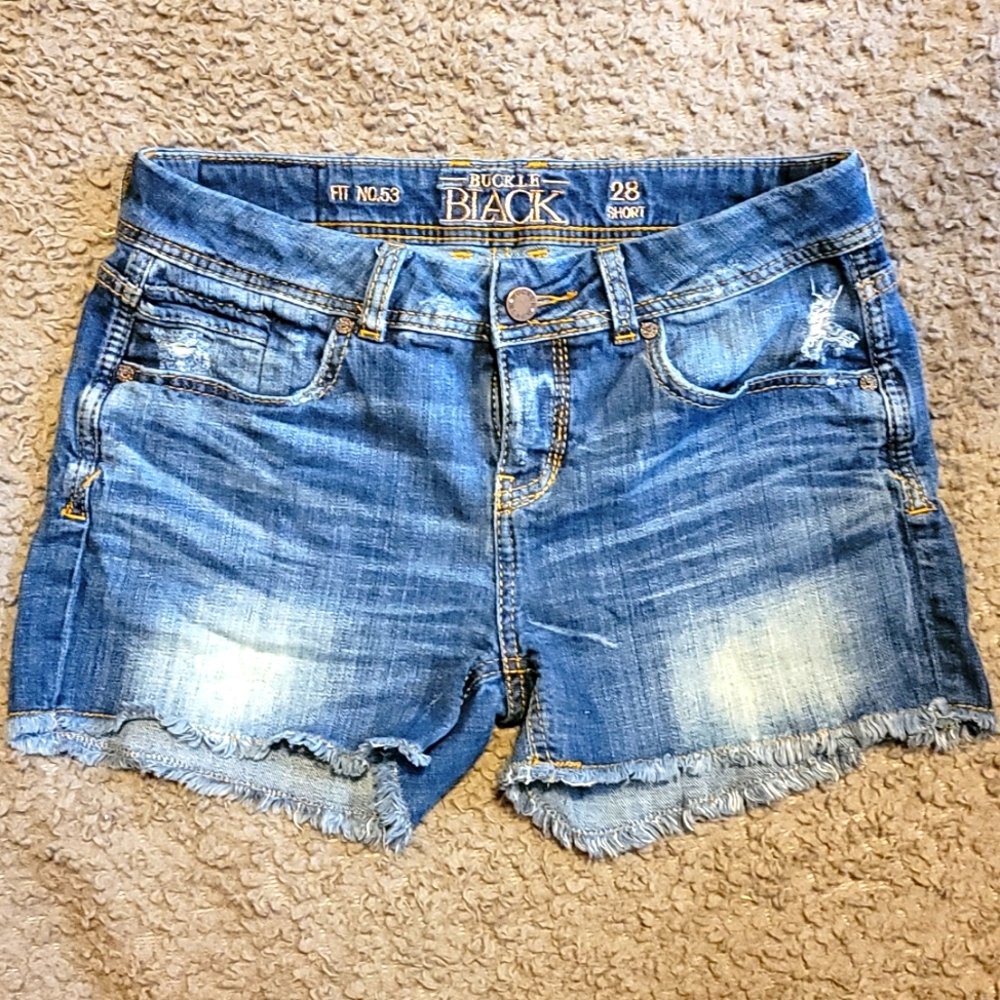Buckle Black shorts